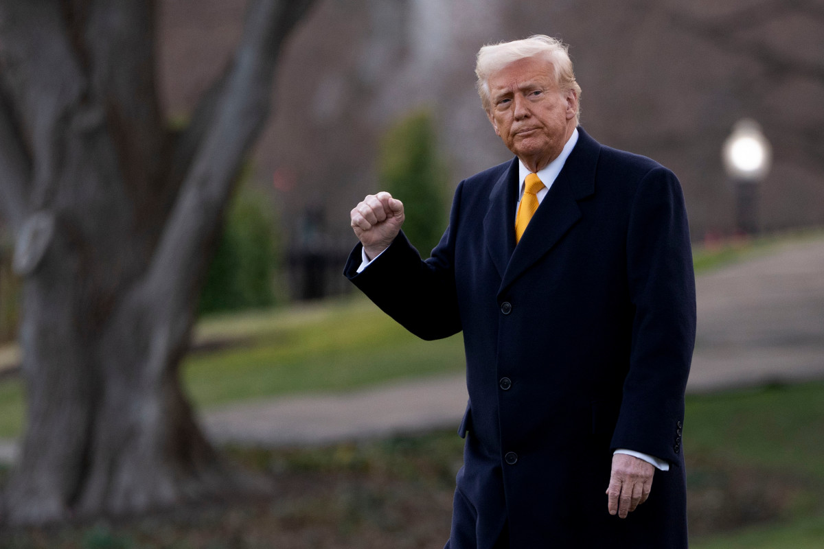 "It's Personal" Famous NFL Family Disowns Donald Trump In Brutal Way (Report) 2 US President Donald Trump walks on the South Lawn of the White House before boarding Marine One in Washington, DC, US, on Friday, March 7, 2025. Trump kept up the pressure on Ukraine to move ahead with a peace deal as signals emerged that the Kremlin would be willing to accept a temporary truce under certain conditions. Photographer: Chris Kleponis/CNP/Bloomberg via Getty ImagesBloomberg/Getty Images