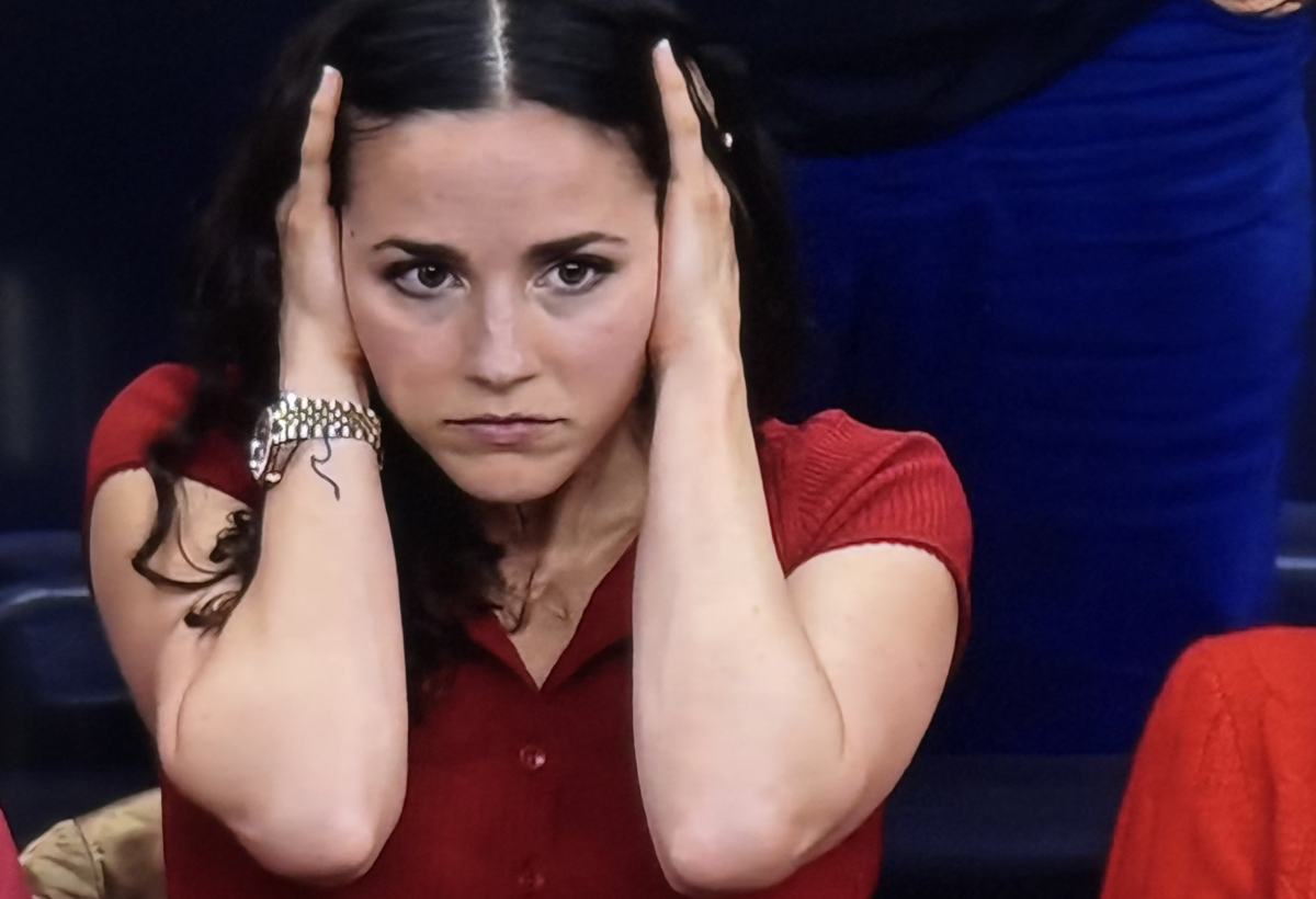 John Calipari's Daughter Turns Heads With 'Stunning' Vacation Photos