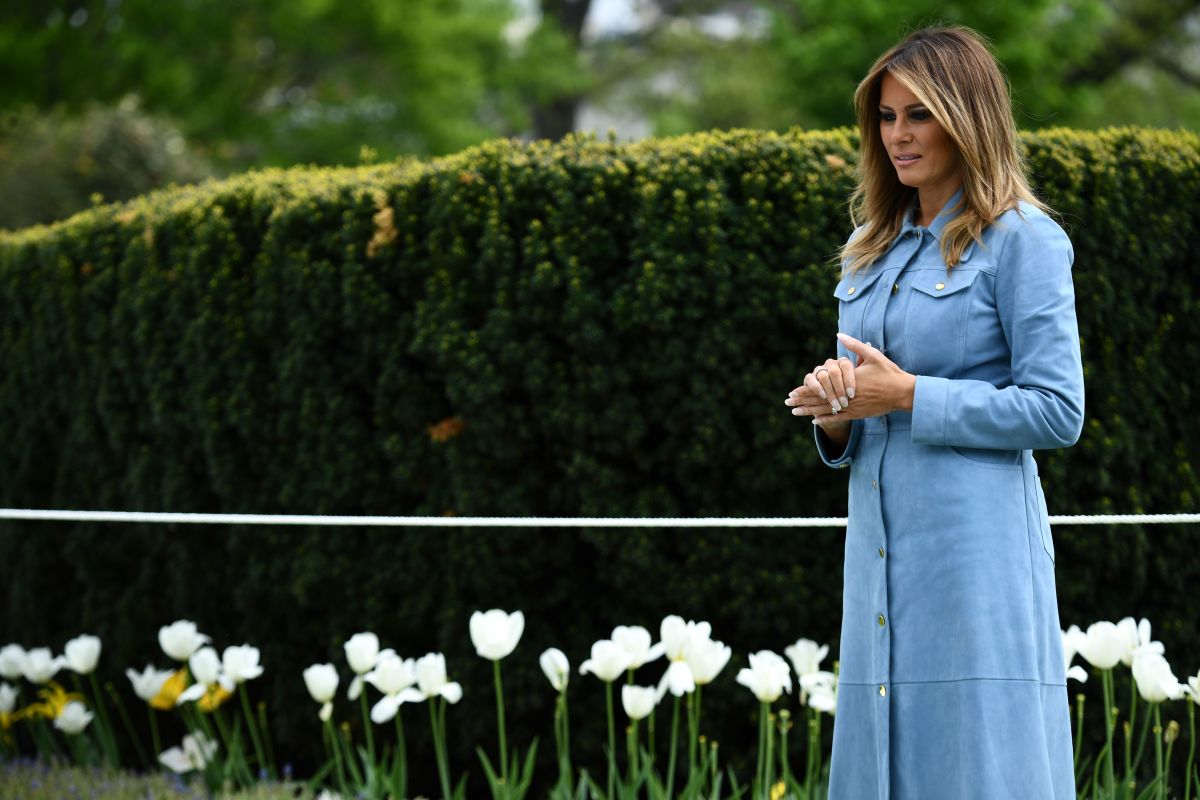 Melania Trump Turns Heads With 'Stunning' Easter Outfit The Spun