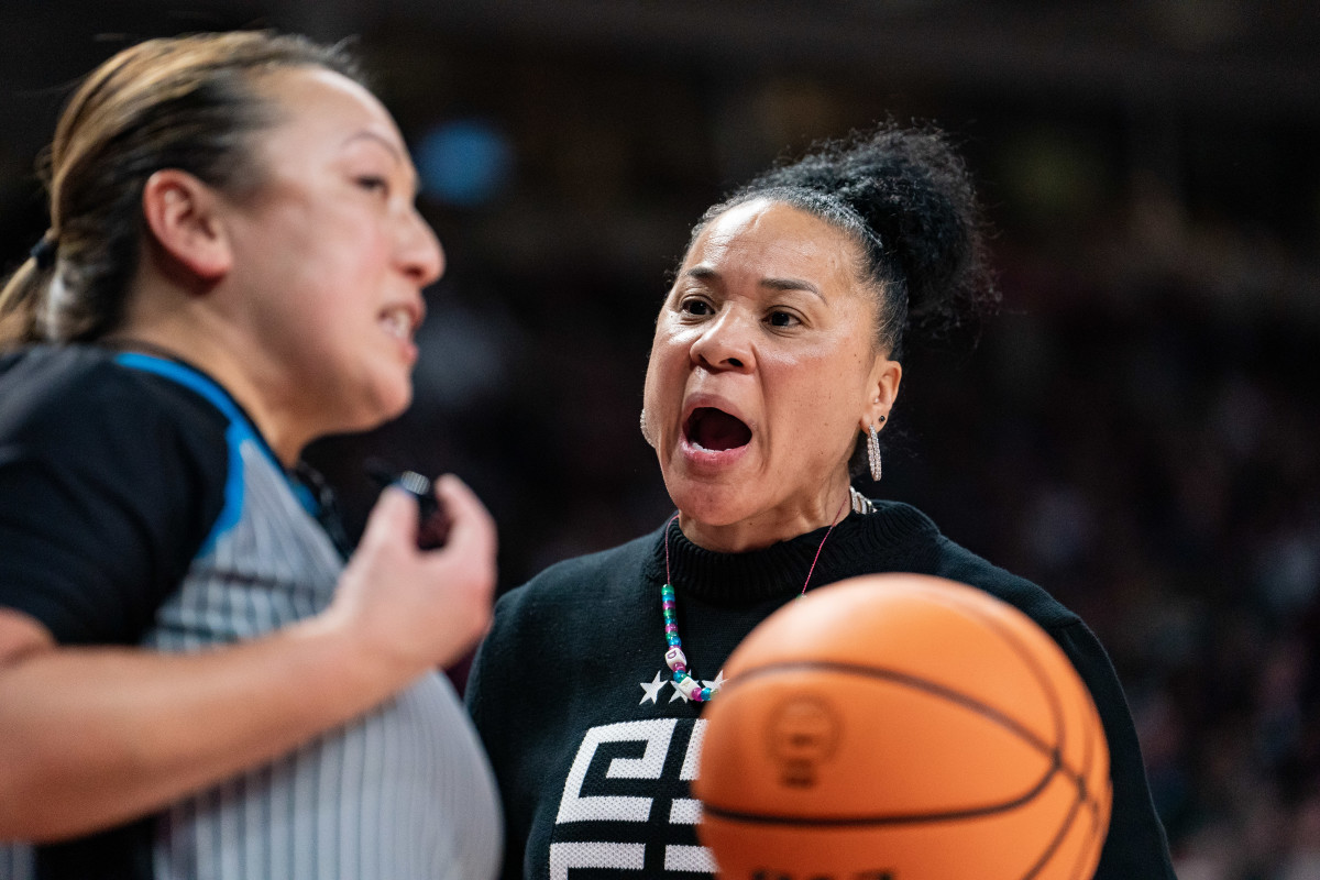 Dawn Staley Keeps Her Dating Life Very Private - The Spun