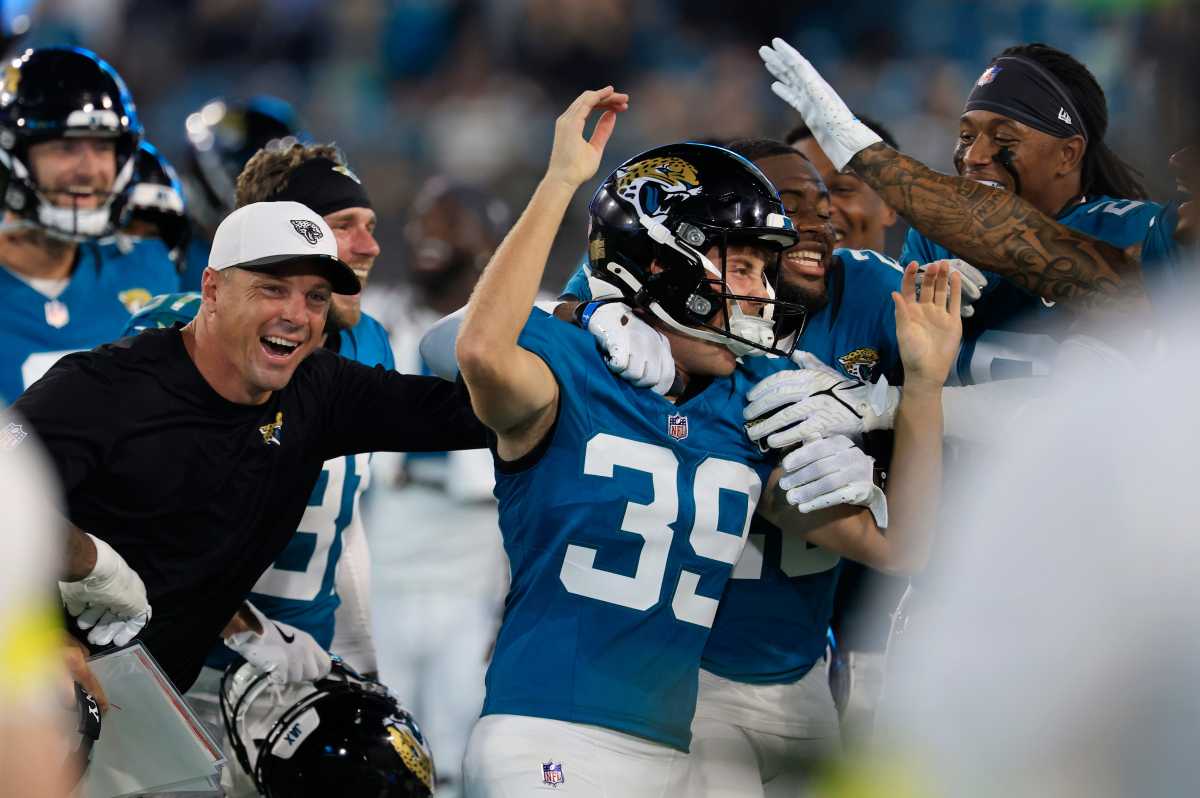 NFL Kicker Converts A 70-Yard Field Goal - But It Won't Break The Record - The Spun