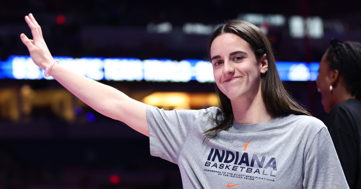 Caitlin Clark Appears To Approve Of Indiana Fever's New Head Coach - The  Spun