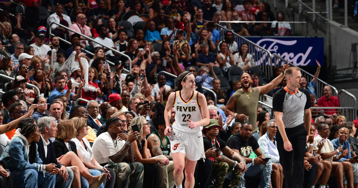 Indiana Fever Fans Ripped For 'Disappointing' Behavior On Saturday - The Spun