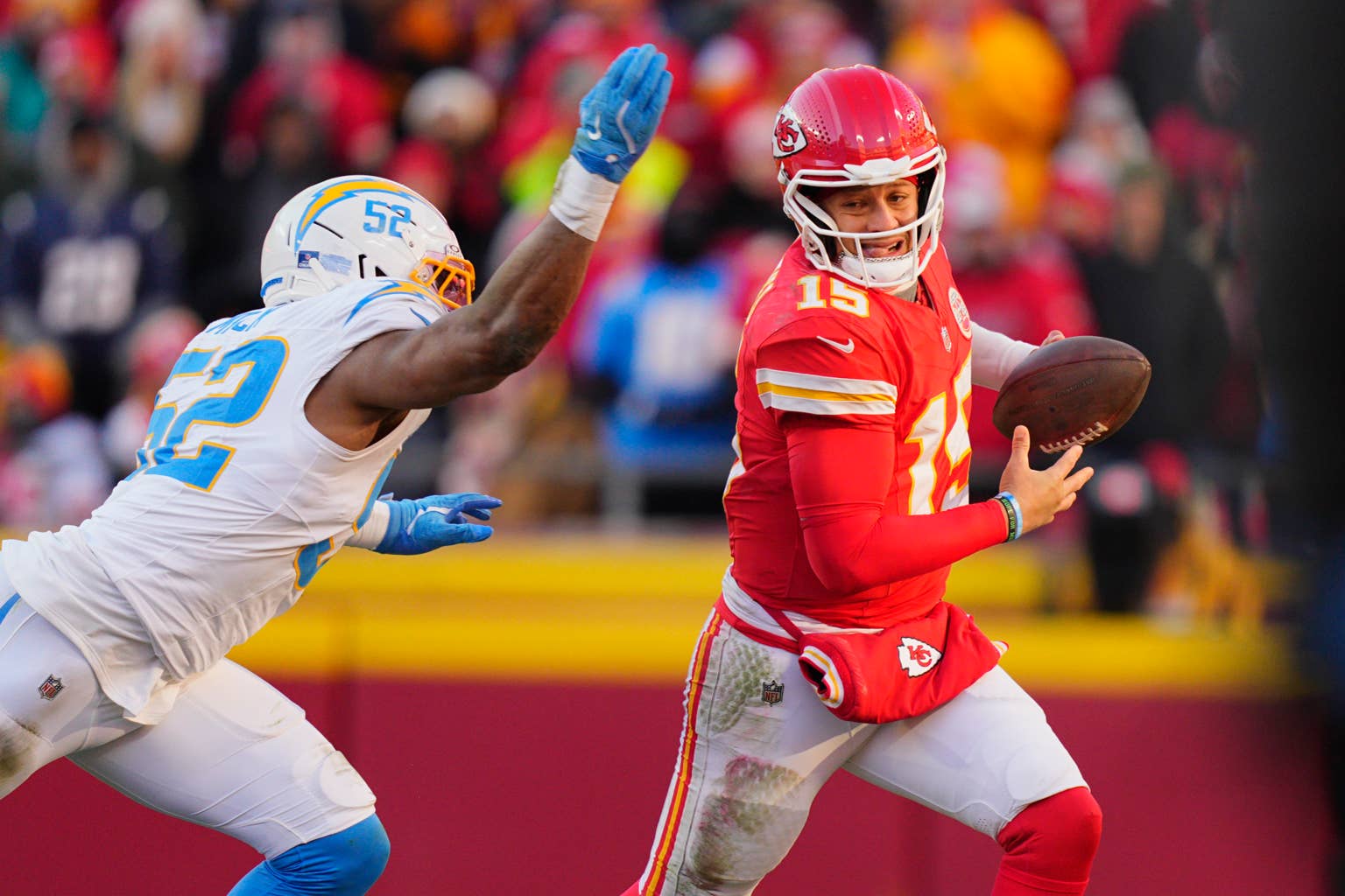 Chiefs Fans Receive Tremendous Update On Patrick Mahomes - The Spun