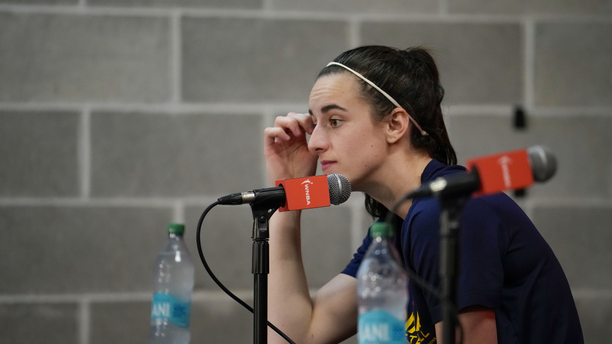 WNBA Announcer Makes Controversial Demand Of Caitlin Clark's Politics - The  Spun