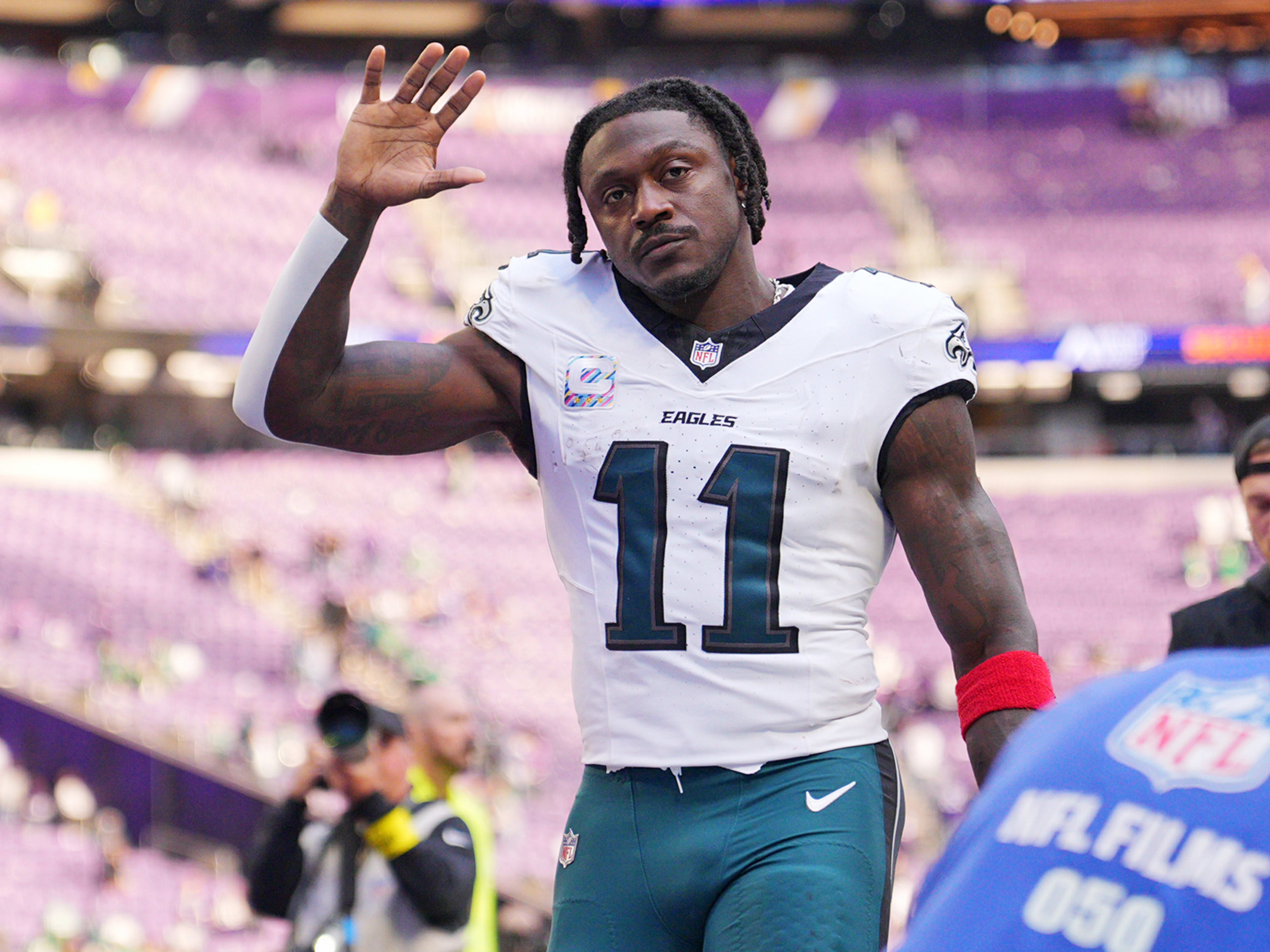 A.J. Brown Has 2 Words To Describe 2025 Eagles Season - The Spun