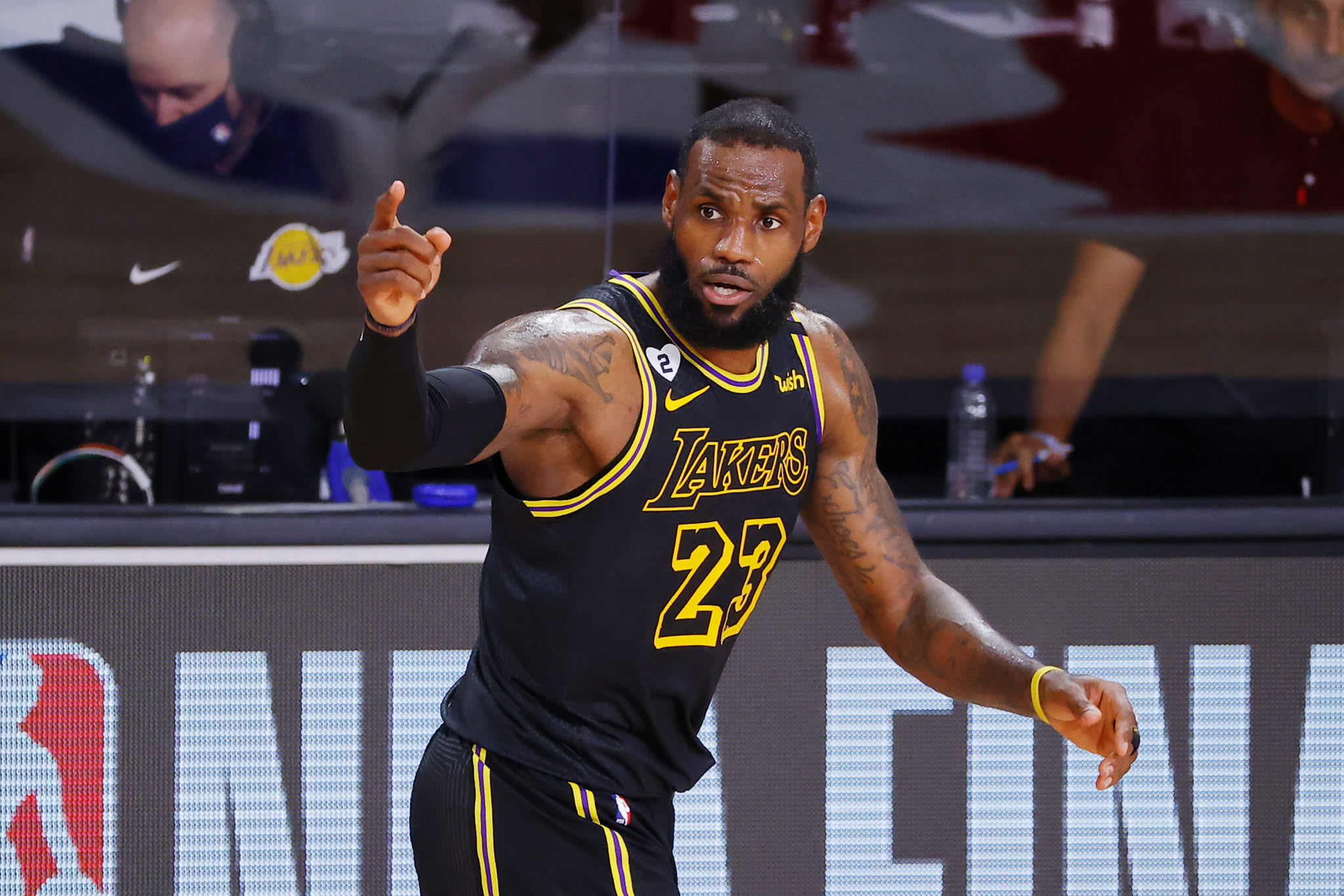 lebron james lakers finals jersey