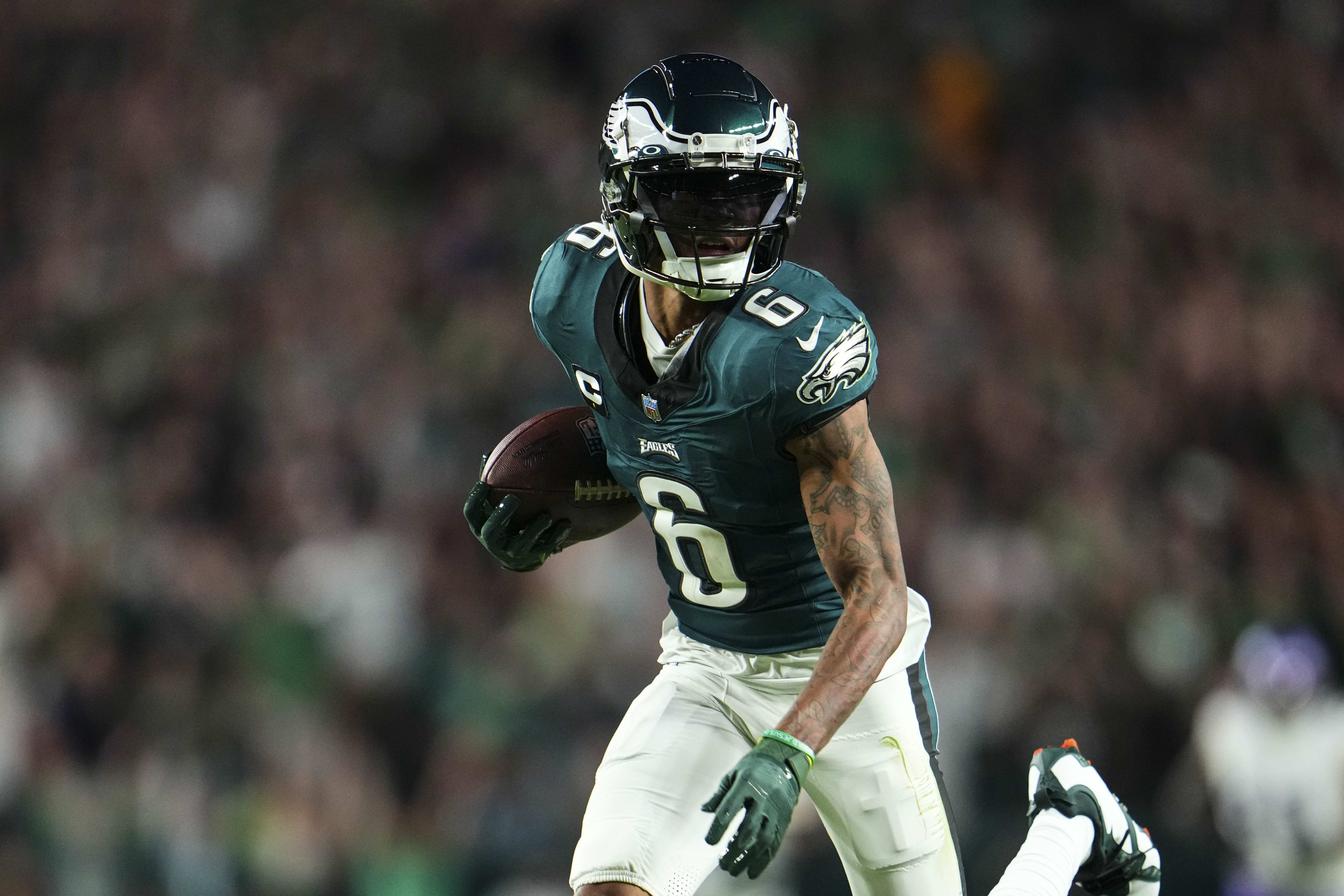 Eagles Star DeVonta Smith Had Blunt Comment About Week 1 Game In Brazil - The Spun