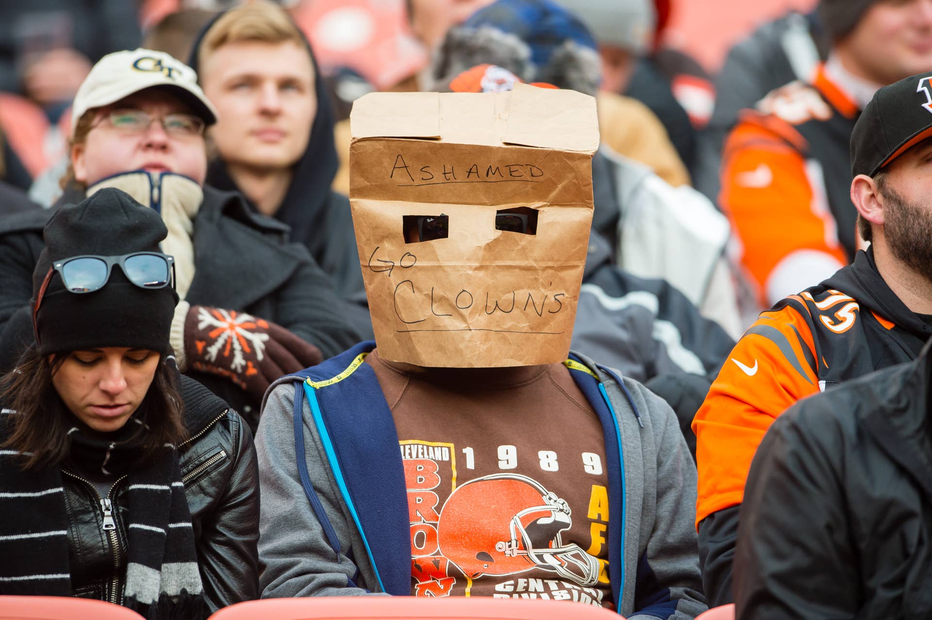 Person Falls Into Lake During Cleveland Browns' Helmet Reveal - The Spun