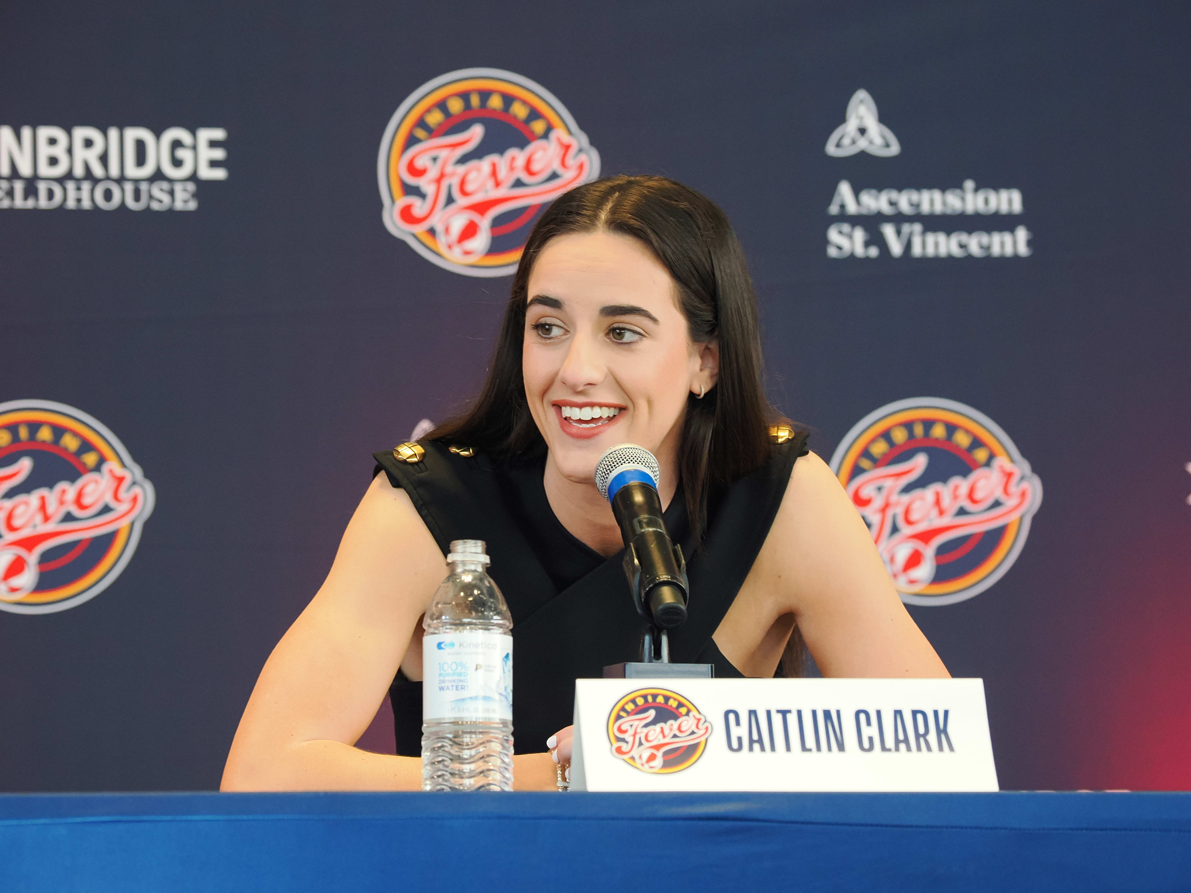 Caitlin Clark Made Her Opinion On 'White Privilege' Extremely Clear - The  Spun