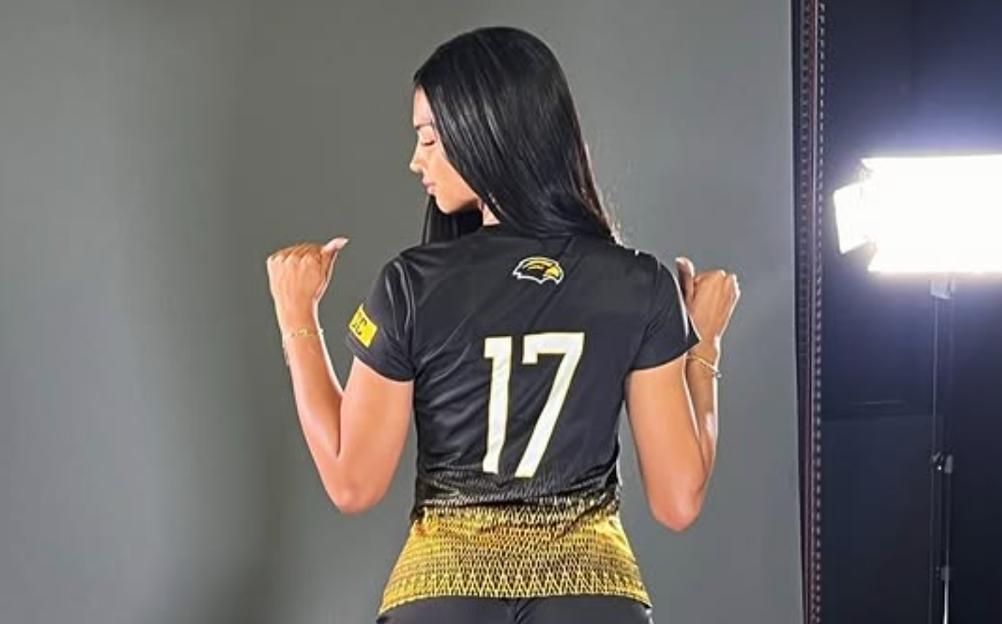 'Hottest Women's Soccer Player' Turns Heads With Uniform Photo - The Spun