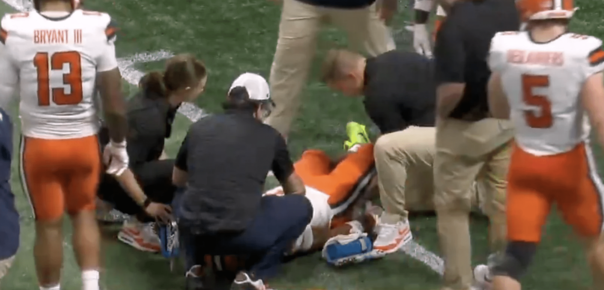 Two Major College Football Programs Accused Of Faking Injuries Week 1 ...