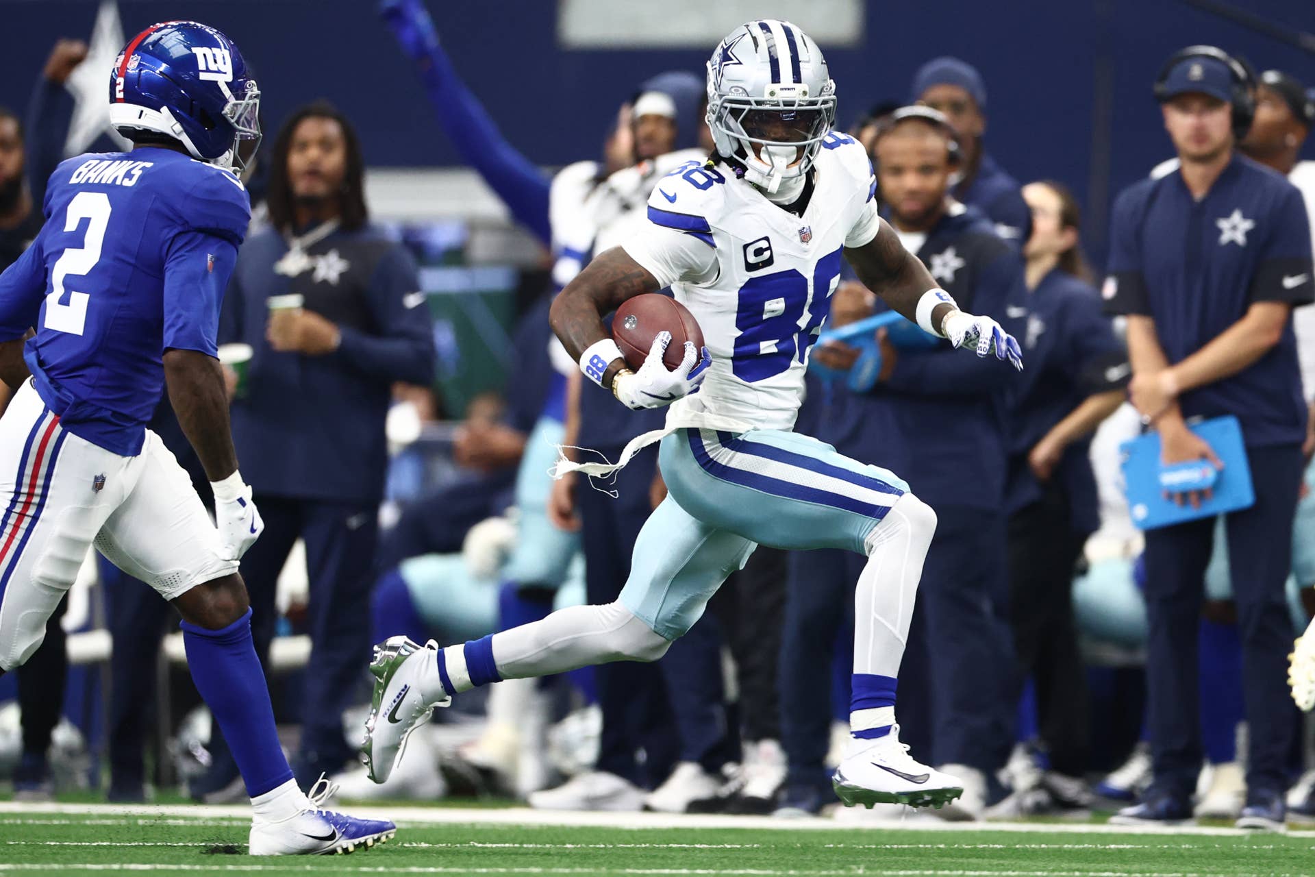 Cowboys Announce Official Injury Diagnosis For CeeDee Lamb - The Spun