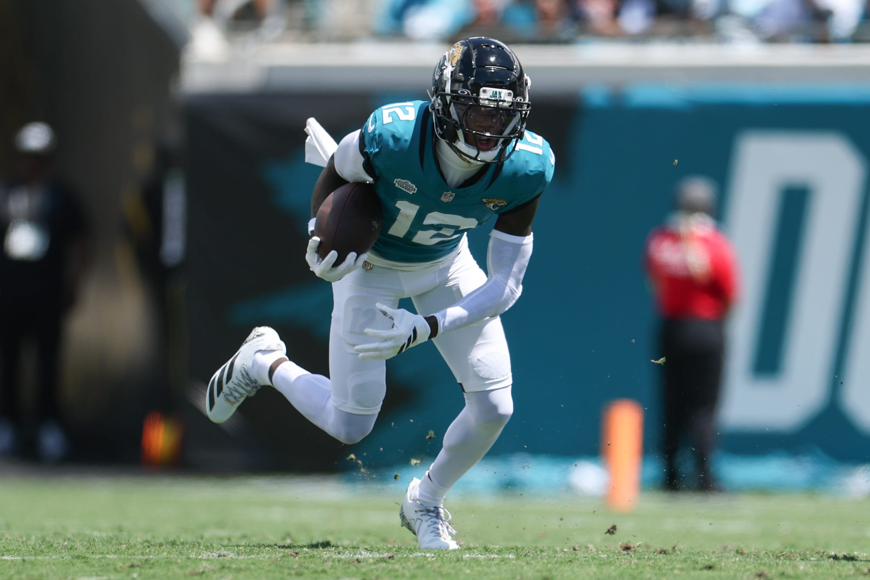 Jaguars Announce New Plan For Travis Hunter In Week 2 - The Spun
