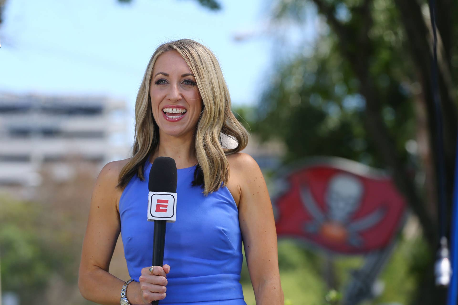 ESPN NFL Reporter Announces Leave Of Absence For Medical Reasons - The Spun