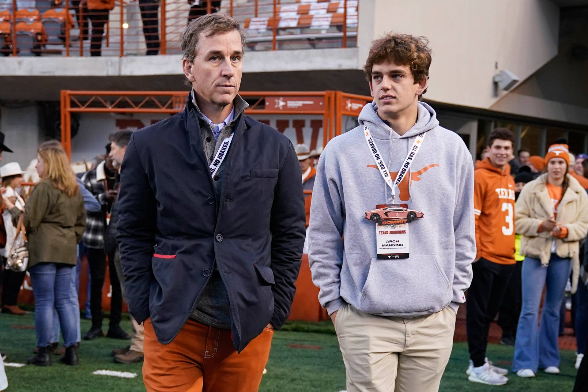 Cooper Manning Causes Stir With His Outfit At The Citrus Bowl Today