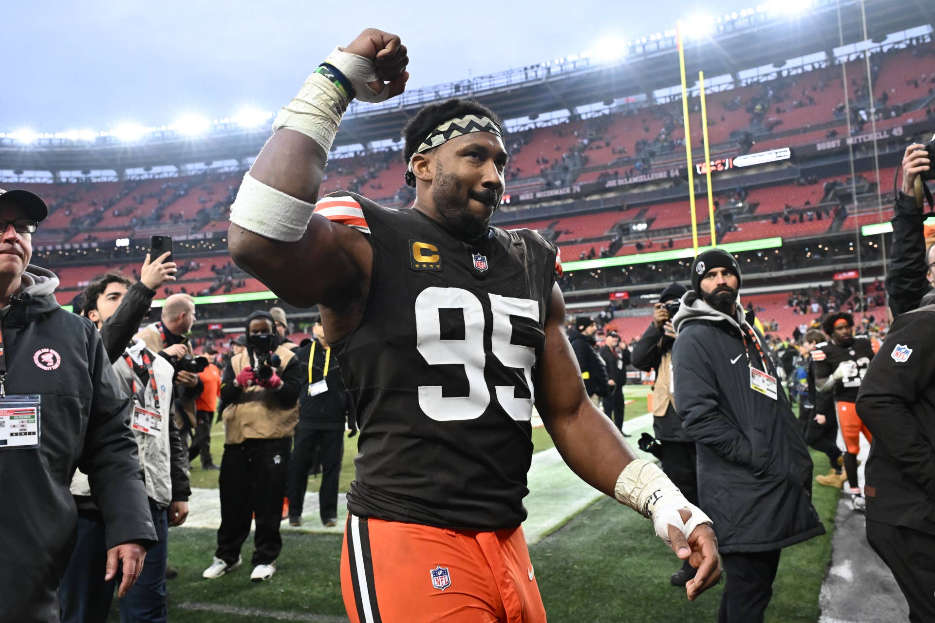 Myles Garrett Trade Rumors Gaining Momentum Friday - The Spun