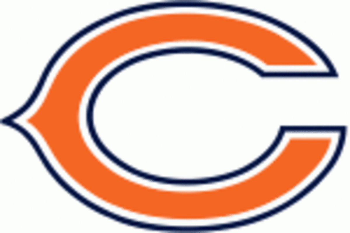 A Chicago Bears logo.